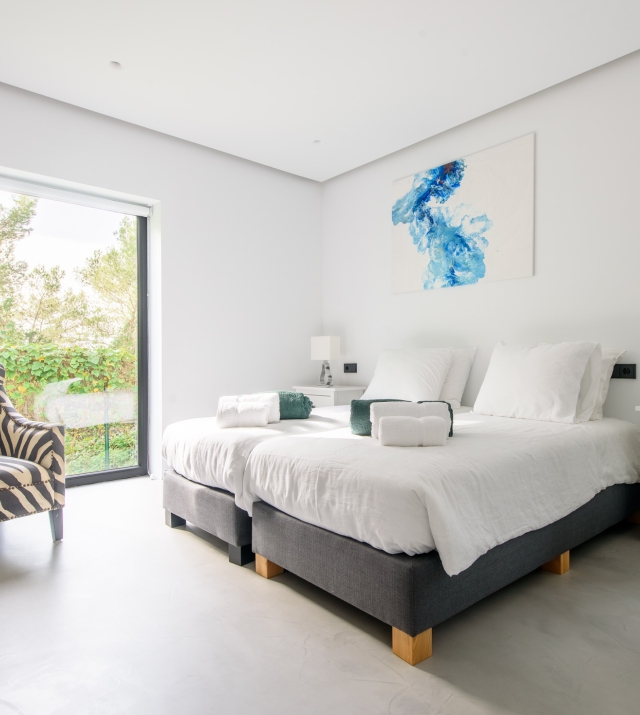 Resa Estates Ibiza villa for sale es Cubells modern heated pool bedroom 4.jpg